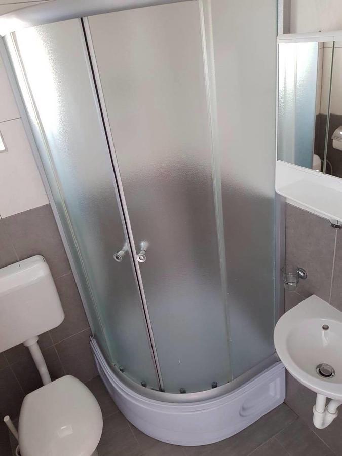 Apartment Renata Сень Екстер'єр фото
